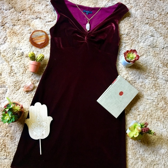 {Laundry by Shelli Segal} Velvet Cocktail Dress 10 - Picture 3 of 8